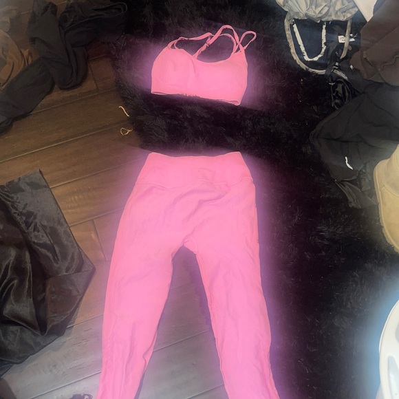 💘 Neon Pink Nux Active wear set - Picture 2 of 7